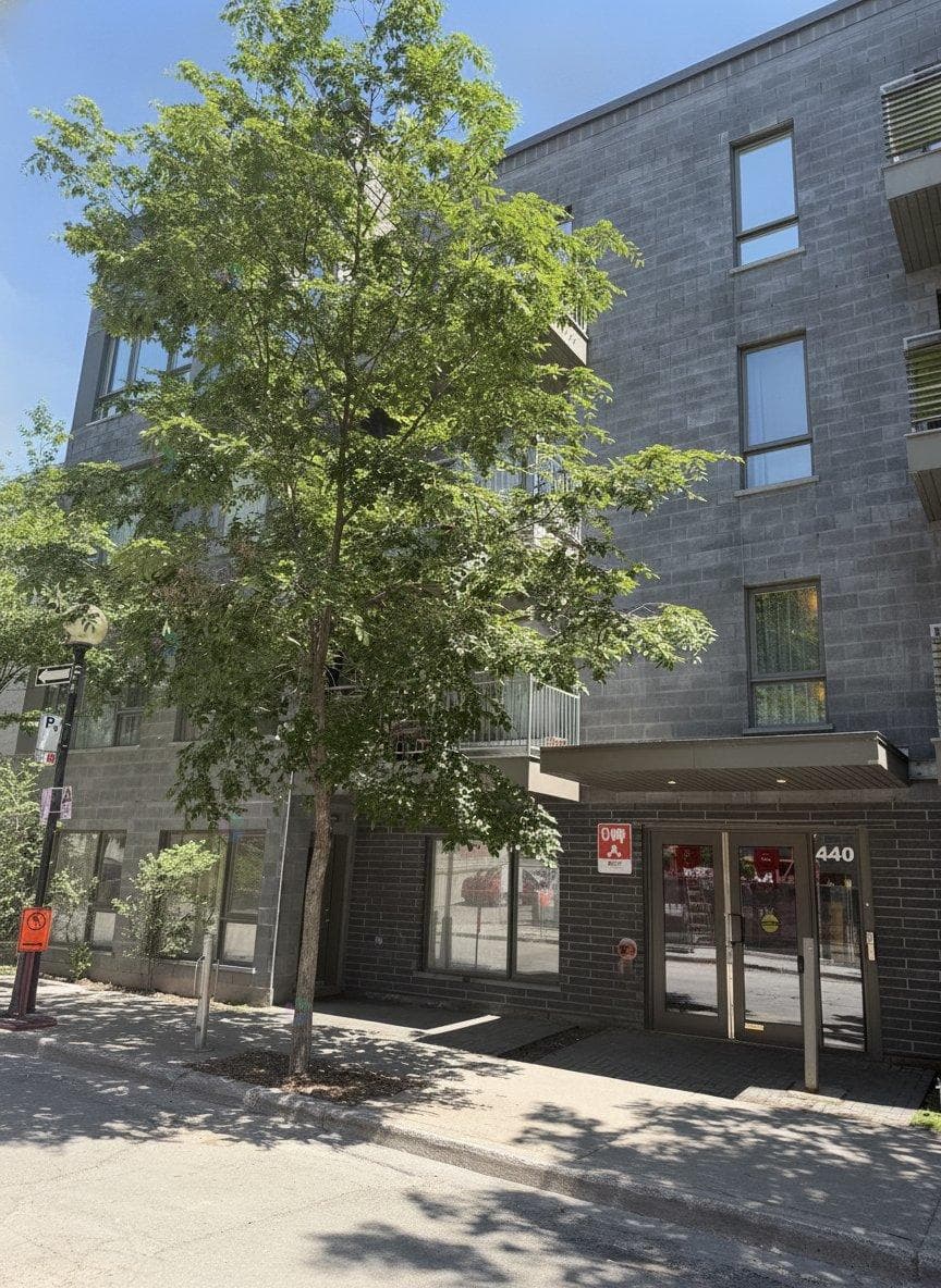 440 Rue De La Gauchetière E., #211, Montréal (Ville-Marie), Quebec H7W5C1 - photo 1