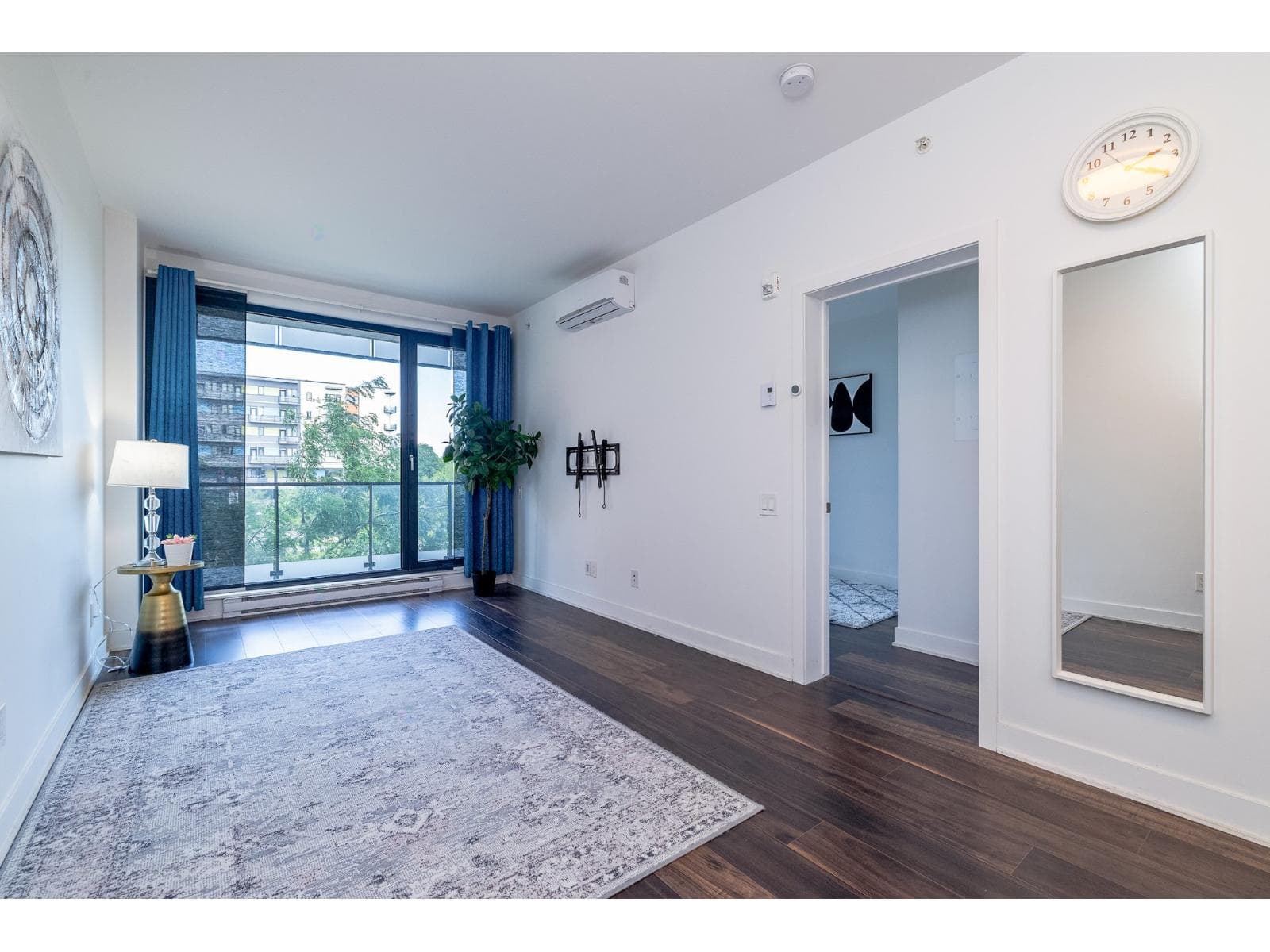 3043 Rue Sherbrooke E., #306, Montréal (Rosemont/La Petite-Patrie), Quebec H1W0B9 - photo 1