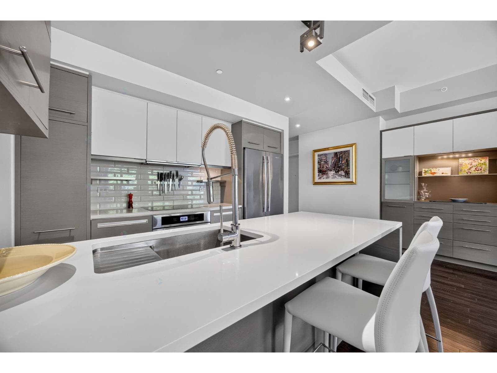 3426 Av. Henri-Julien, #P2-311, Montréal (Le Plateau-Mont-Royal), Quebec H2X3E3 - photo 1