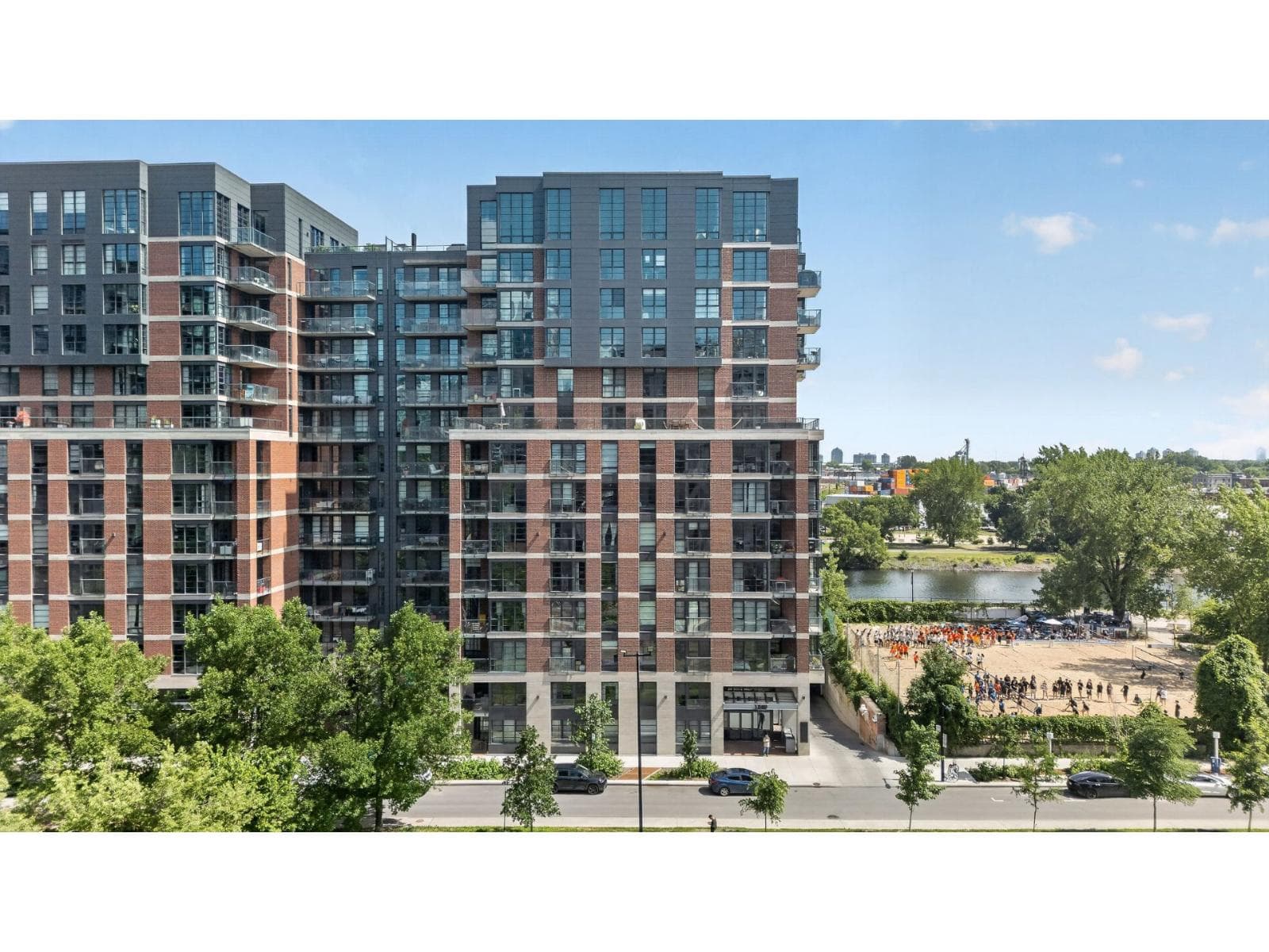 1340 Rue Olier, #1301, Montréal (Le Sud-Ouest), Quebec H3C0P9 - photo 1