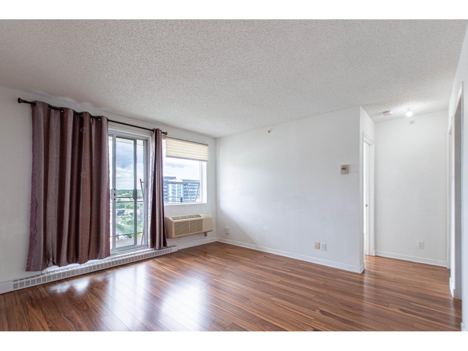 15 Boul. La Fayette, #1503, Longueuil (Le Vieux-Longueuil), Quebec J4K0K2 - photo 1