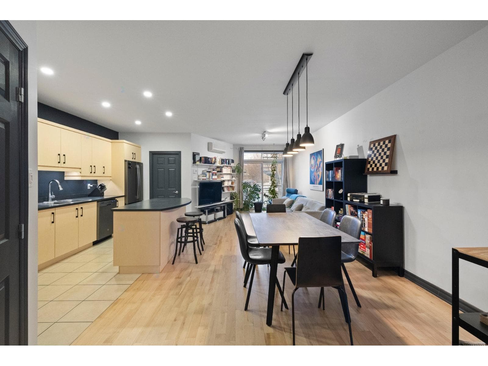 2494 Rue Joliette, Montréal (Mercier/Hochelaga-Maisonneuve), Quebec H1W3G9 - photo 1