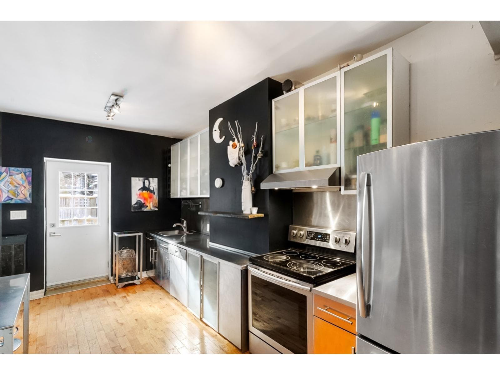 3548 Av. Coloniale, Montréal (Le Plateau-Mont-Royal), Quebec H2X2Y4 - photo 1