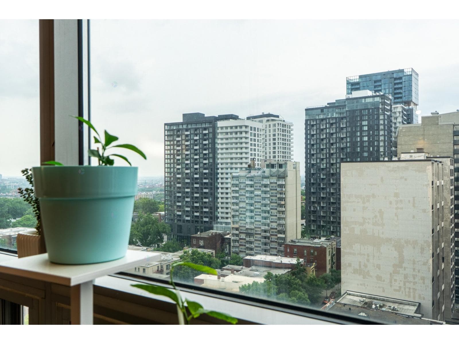 1390 Rue du Fort, #1607, Montréal (Ville-Marie), Quebec H3H2R7 - photo 1