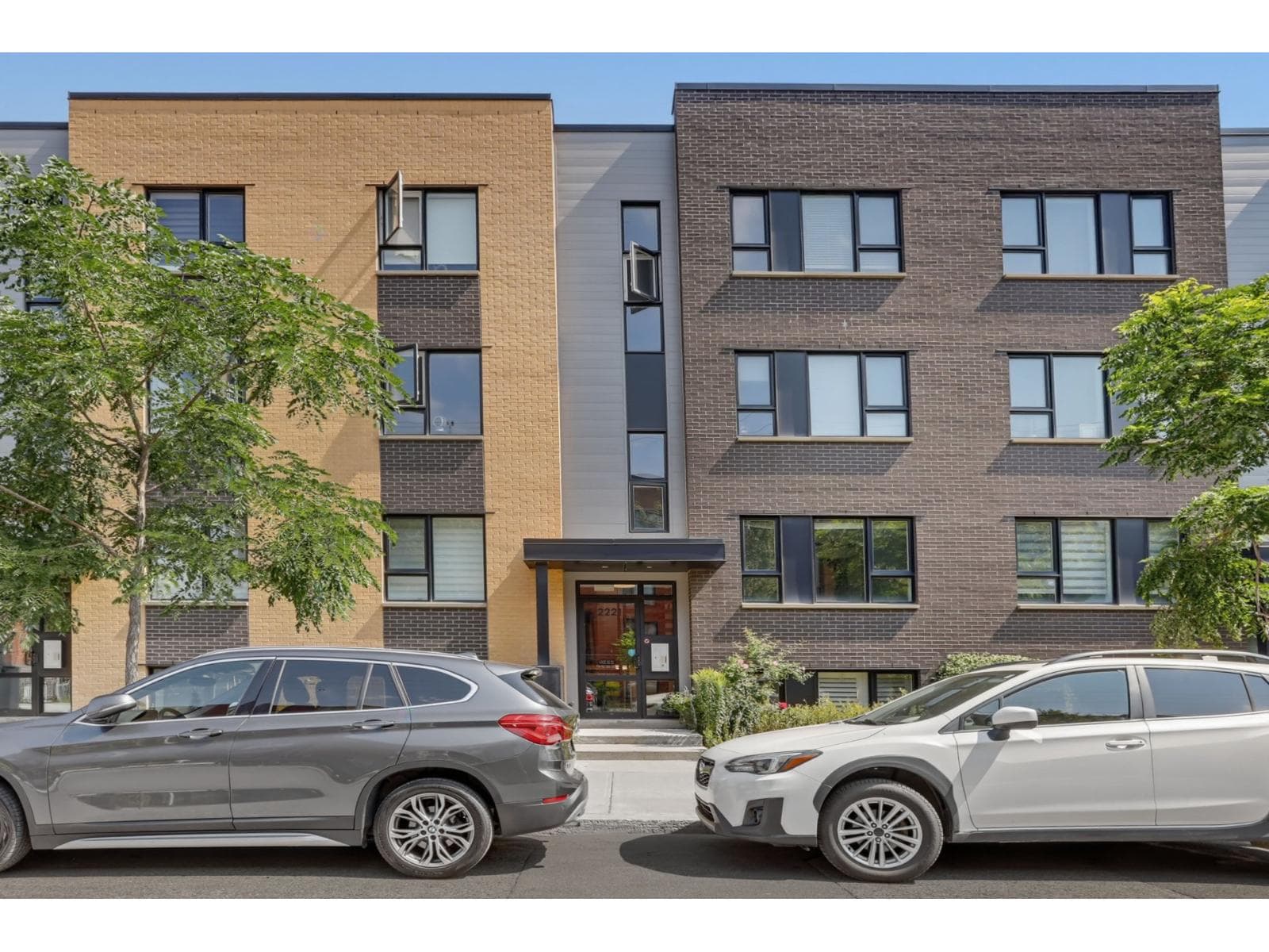 2221 Rue Lespérance, #402, Montréal (Ville-Marie), Quebec H2K0C1 - photo 1