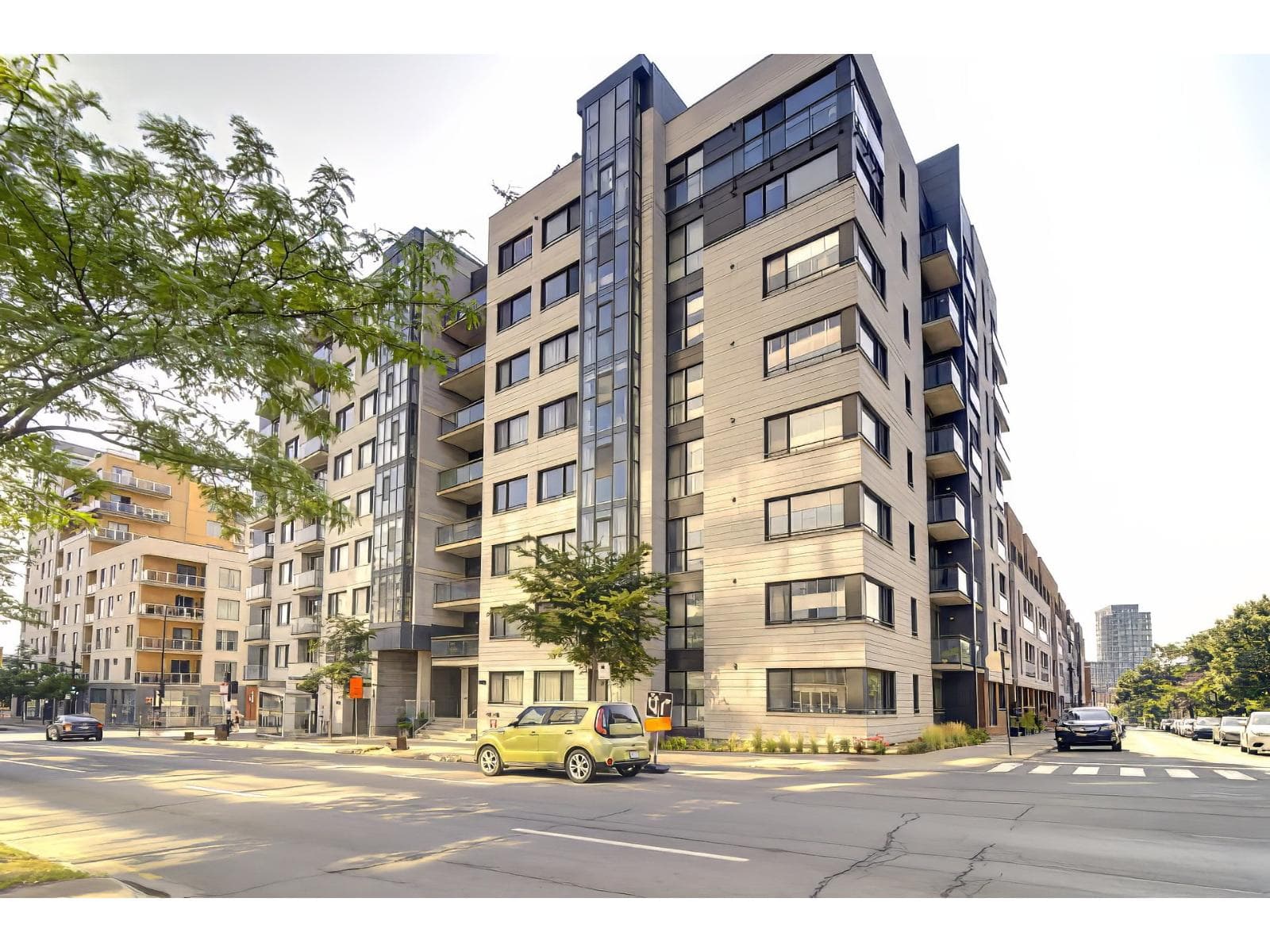 1000 Boul. René-Lévesque E., #401, Montréal (Ville-Marie), Quebec H2L5E2 - photo 1
