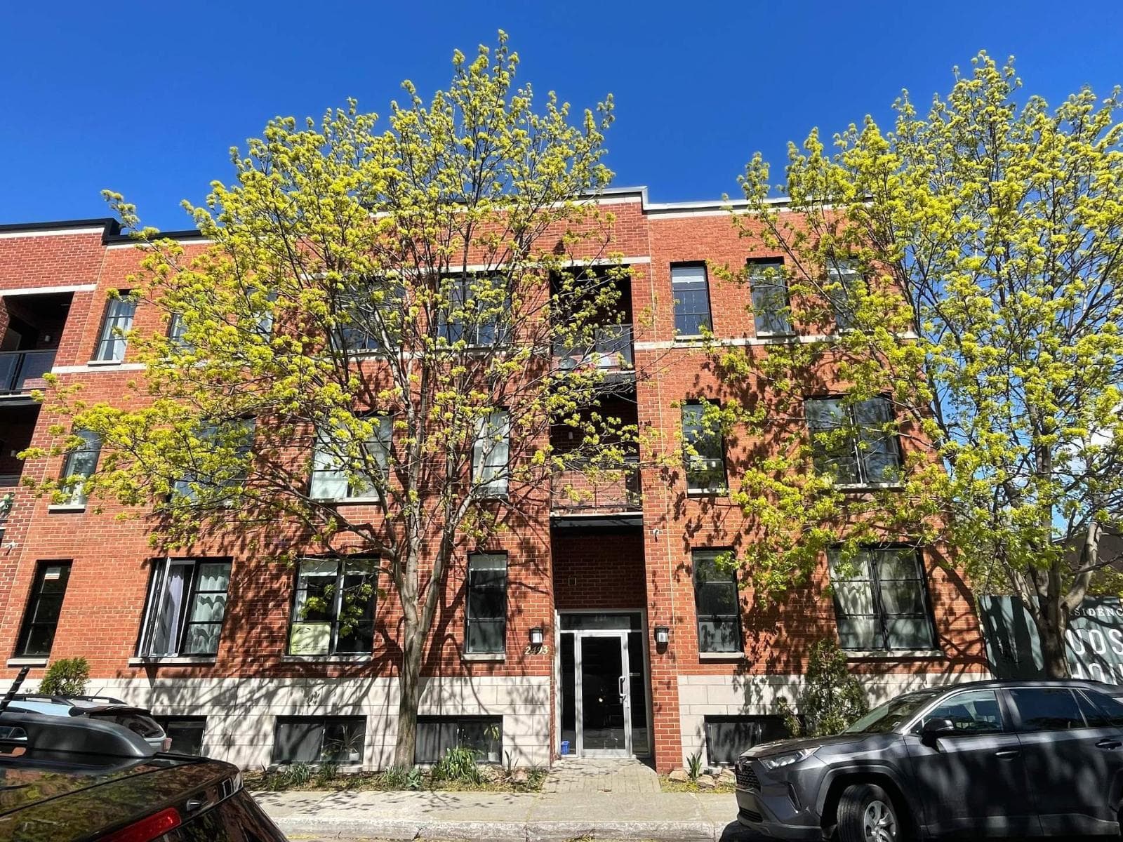 2493 Rue Duvernay, #201, Montréal (Le Sud-Ouest), Quebec H3J2M5 - photo 1