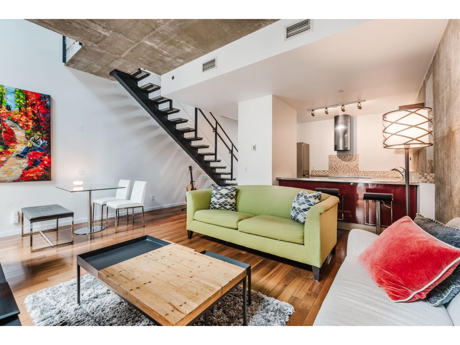 445 Av. Viger O., #1301, Montréal (Ville-Marie), Quebec H2Z2B8