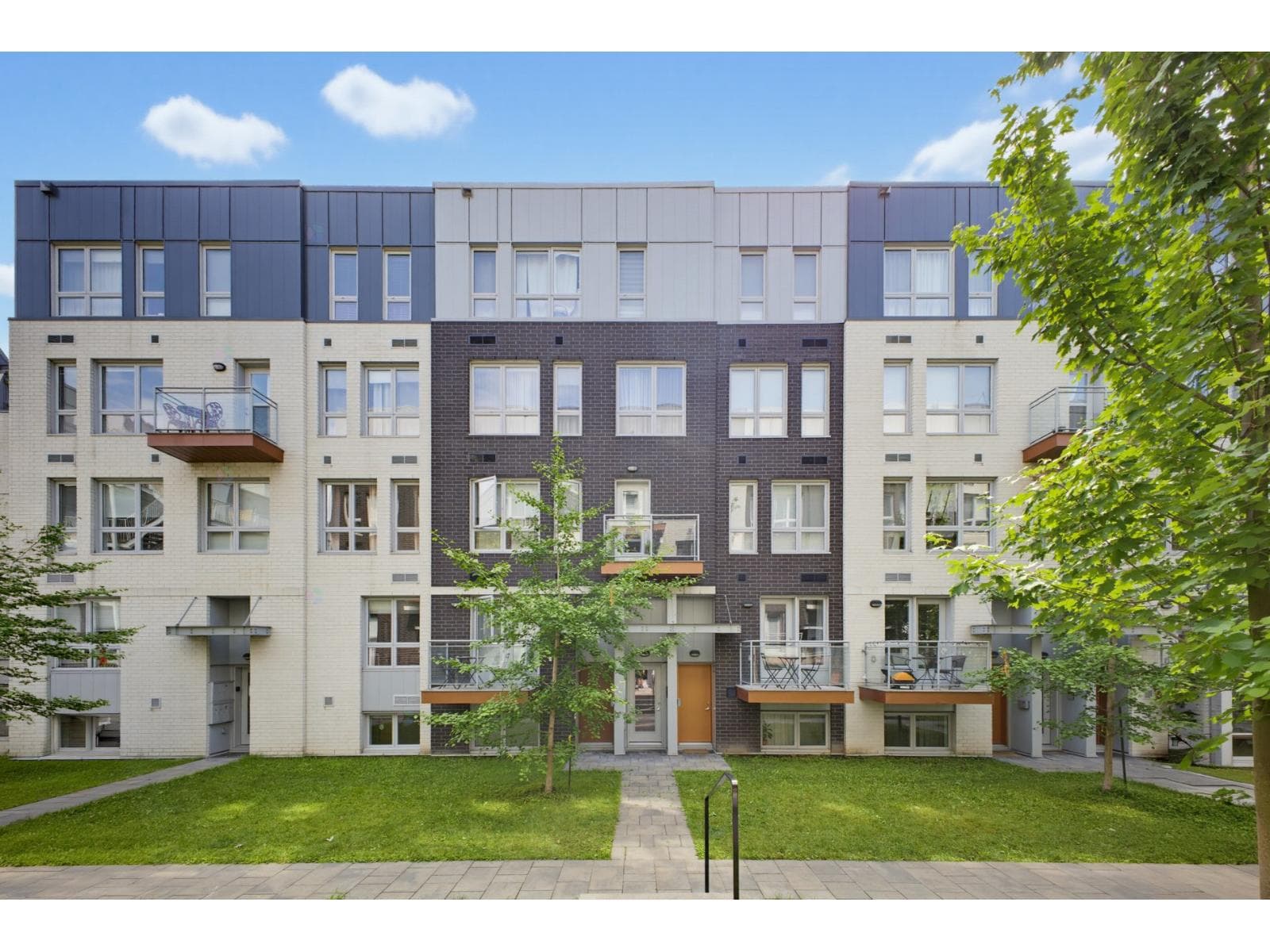 558 Rue Nicolet, Montréal (Mercier/Hochelaga-Maisonneuve), Quebec H1W0C2