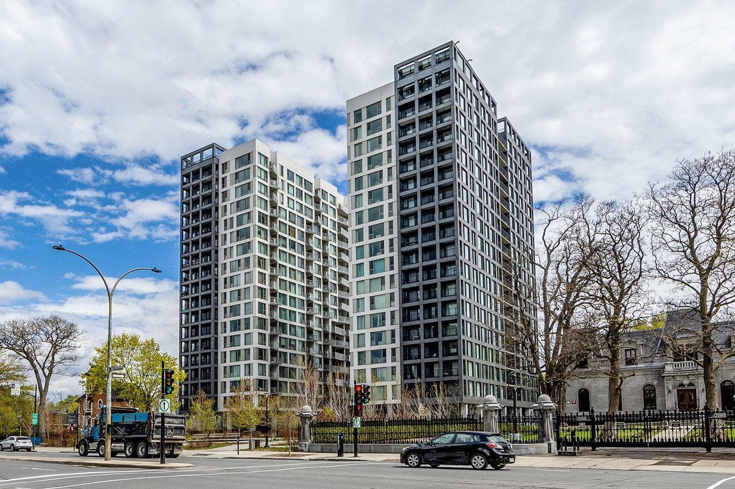2020 Boul. René-Lévesque O., #406, Montréal (Ville-Marie), Quebec H3H0B4