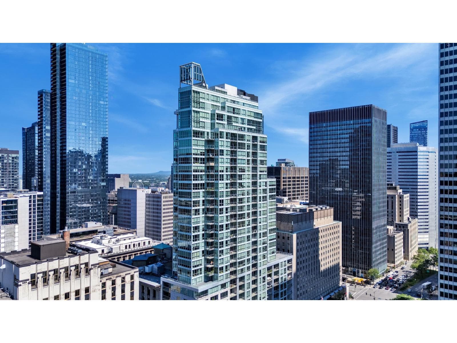 1225 Boul. Robert-Bourassa, #810, Montréal (Ville-Marie), Quebec H3B9A9