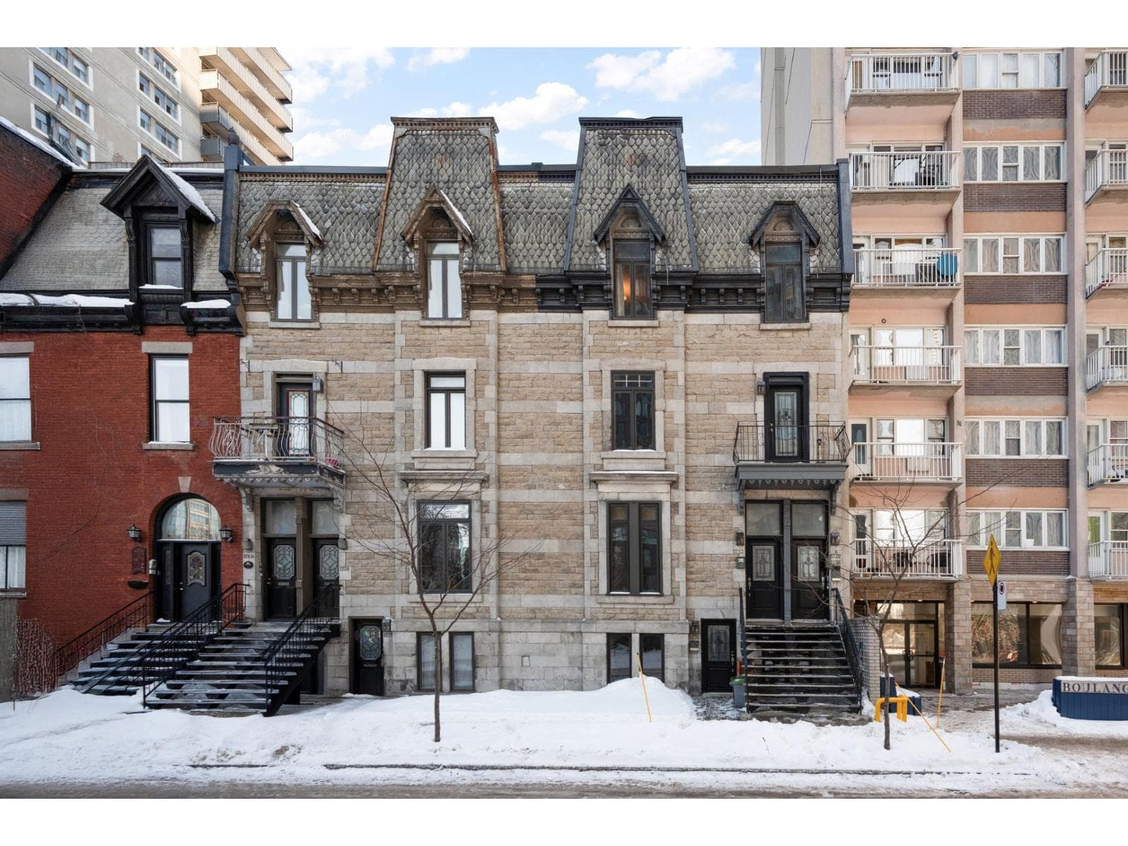 1235A Rue du Sussex, Montréal (Ville-Marie), Quebec H3H2A1