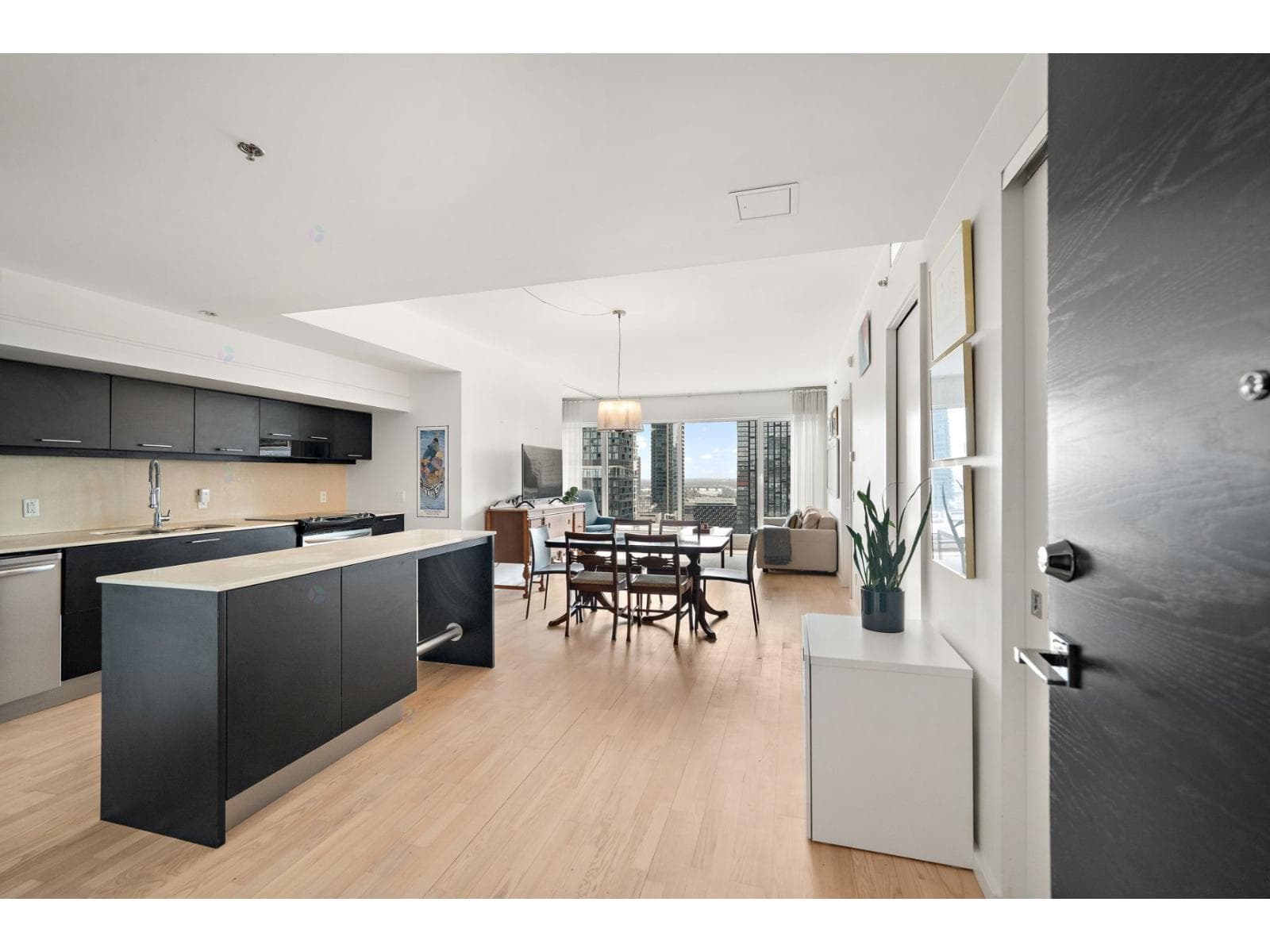 350 Boul. De Maisonneuve O., #2602, Montréal (Ville-Marie)