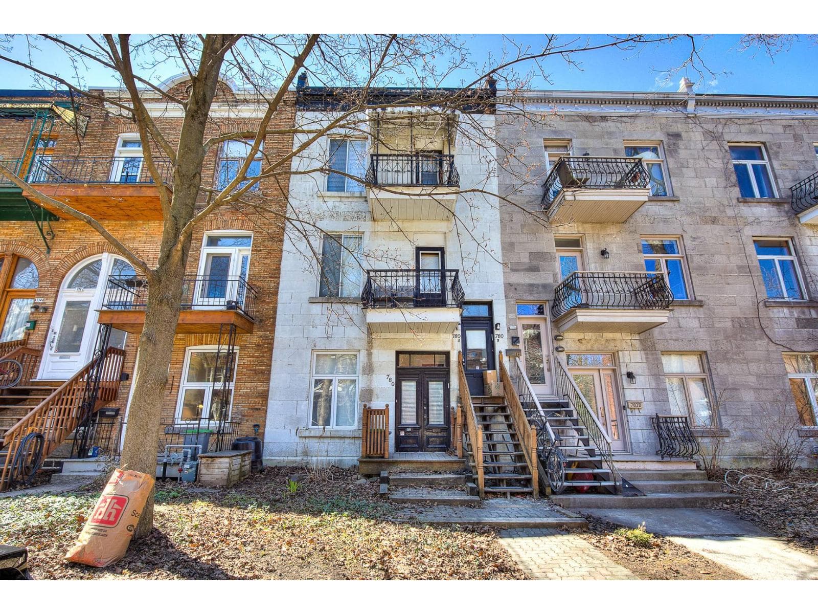 780 Av. Champagneur, Montréal (Outremont)