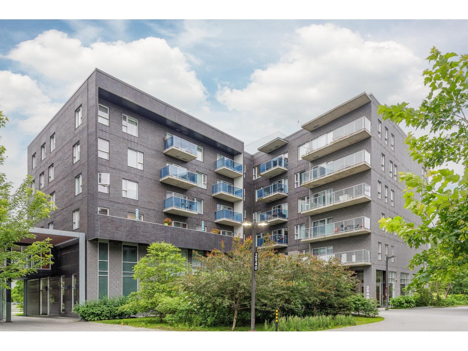 2540 Place Pierre-Falardeau, #414, Montréal (Rosemont/La Petite-Patrie)