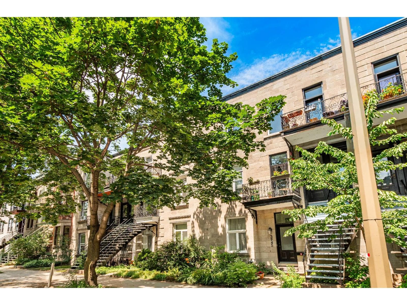 3943 Rue St-Hubert, Montréal (Le Plateau-Mont-Royal)