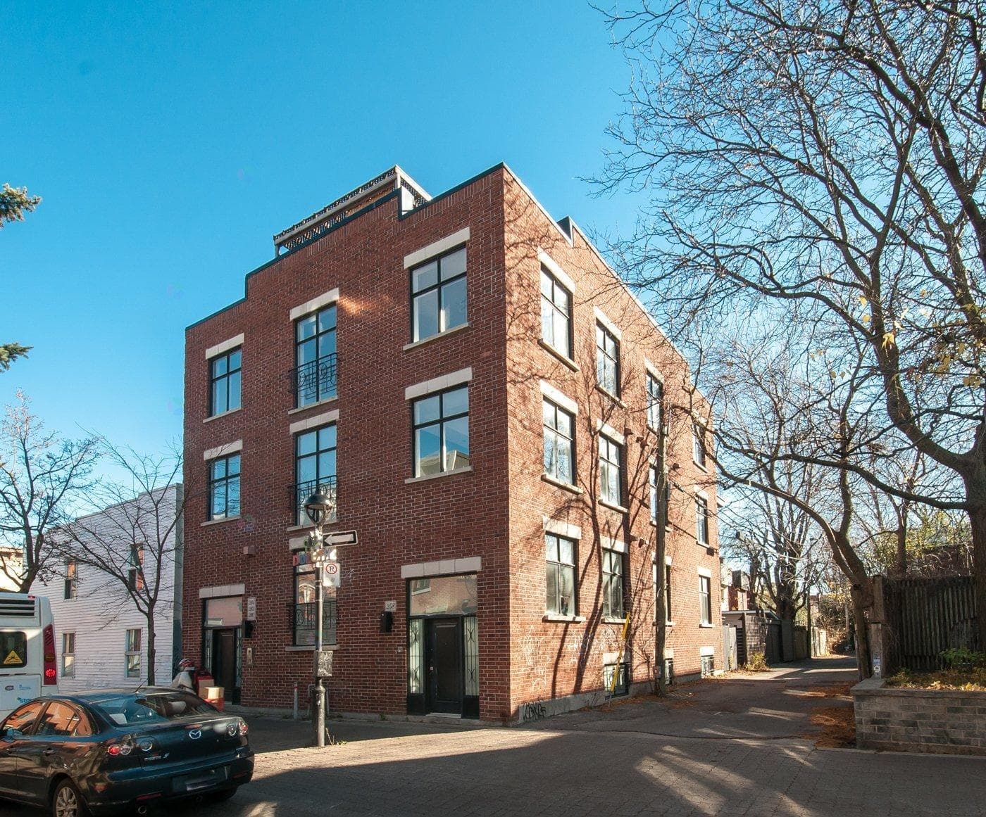 262 Av. Duluth E., Montréal (Le Plateau-Mont-Royal)