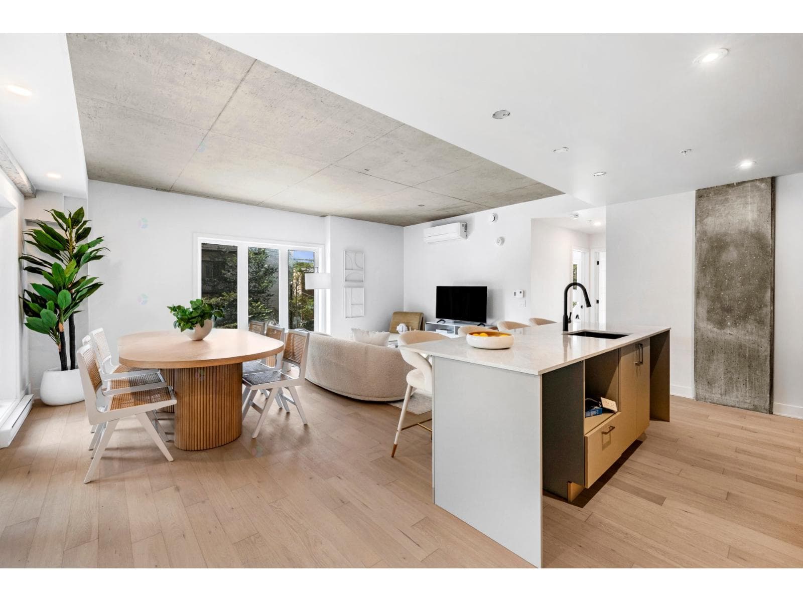 795 Av. Querbes, #405, Montréal (Outremont)