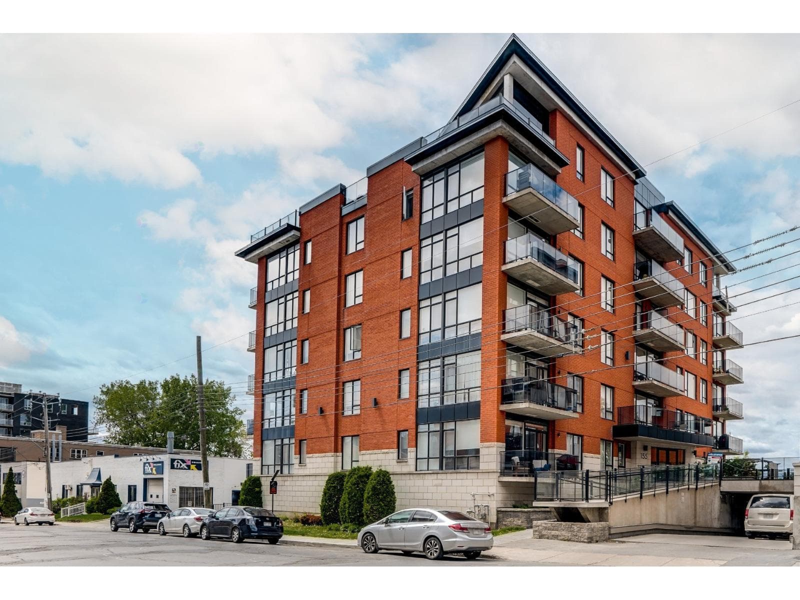 155 Ch. Bates, #303, Mont-Royal