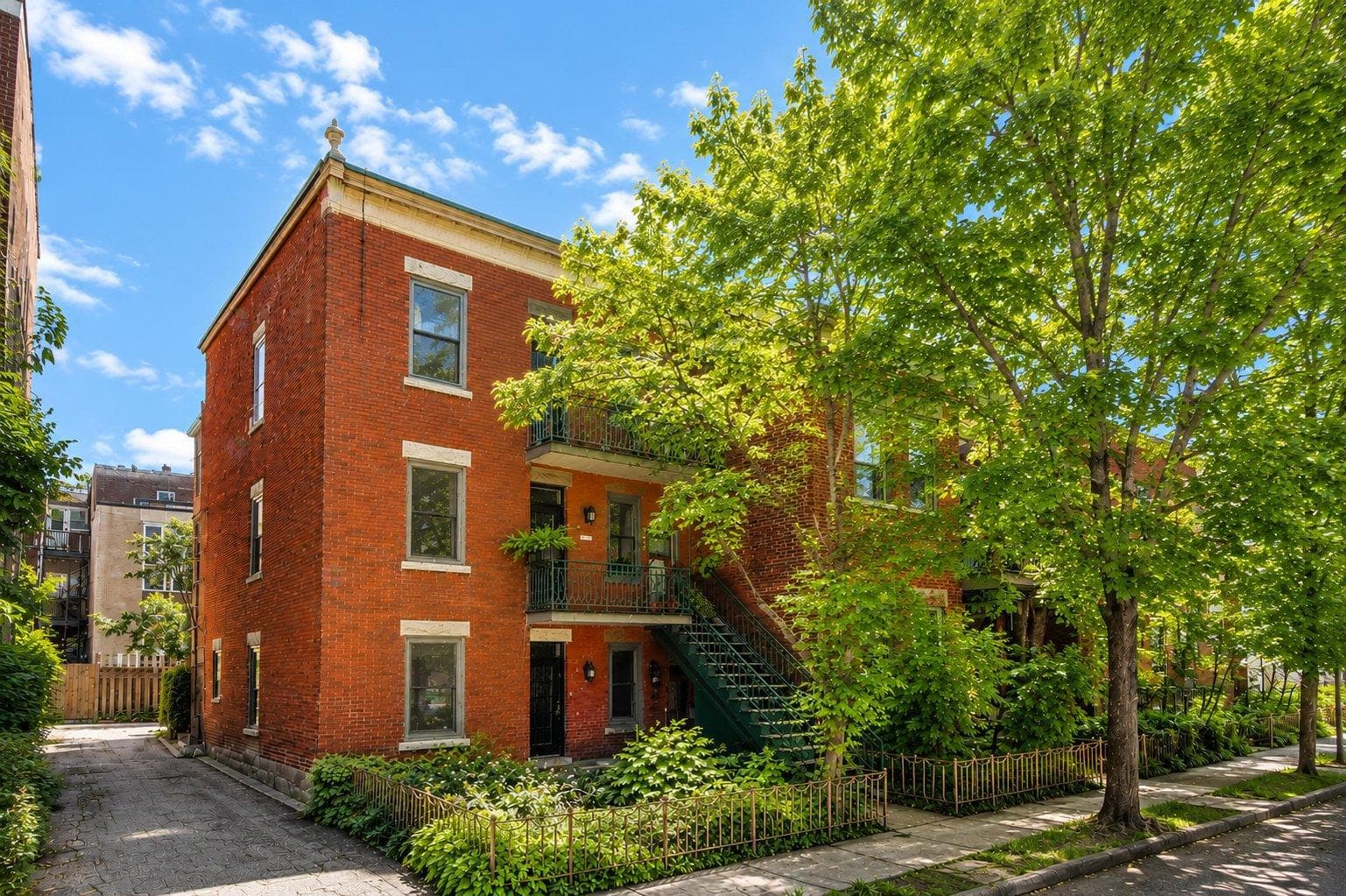 5260 Av. de l'Esplanade, Montréal (Le Plateau-Mont-Royal)