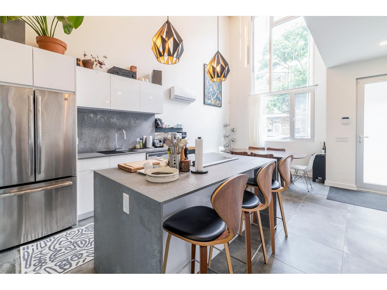 159 Av. Clermont, Montréal (Le Plateau-Mont-Royal)