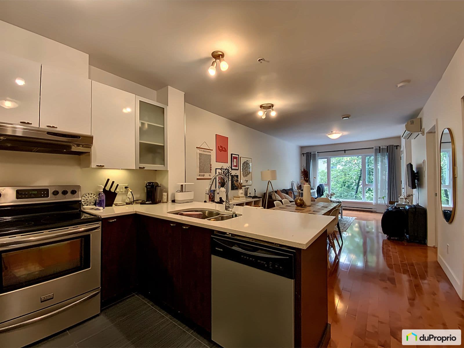 203-440 Rue De La Gauchetière E, Ville-Marie (Centre-Ville et Vieux-Montréal)