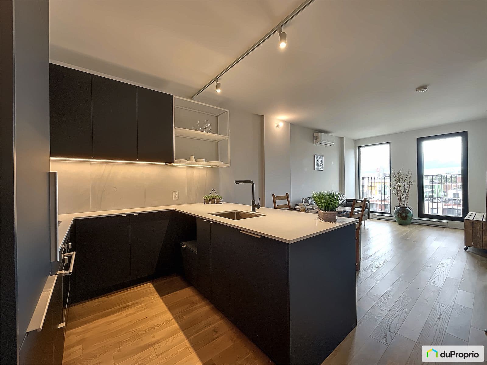 731-2180 rue Sainte-Catherine Est, Ville-Marie (Centre-Ville et Vieux-Montréal)